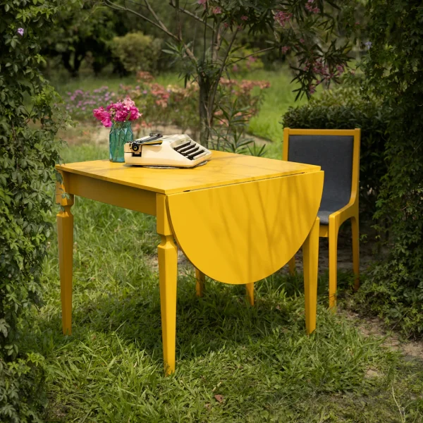 Classic Dining Table